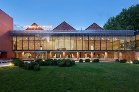 The Whitworth Art Gallery, Manchester is where the Sustainable pop up Department Store by Blue Patch was held.